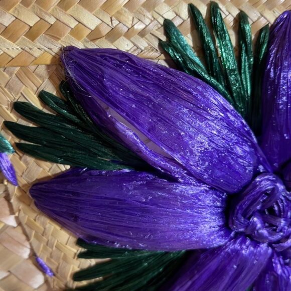 Vintage 1960s or 1970s Straw and Raffia Handbag or Small Tote Floral Beachy - Picture 13 of 16